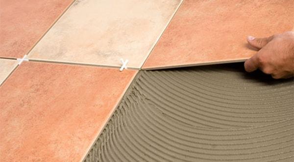 Укладка плитки. Ремонт квартир в Казани цена укладка плитки